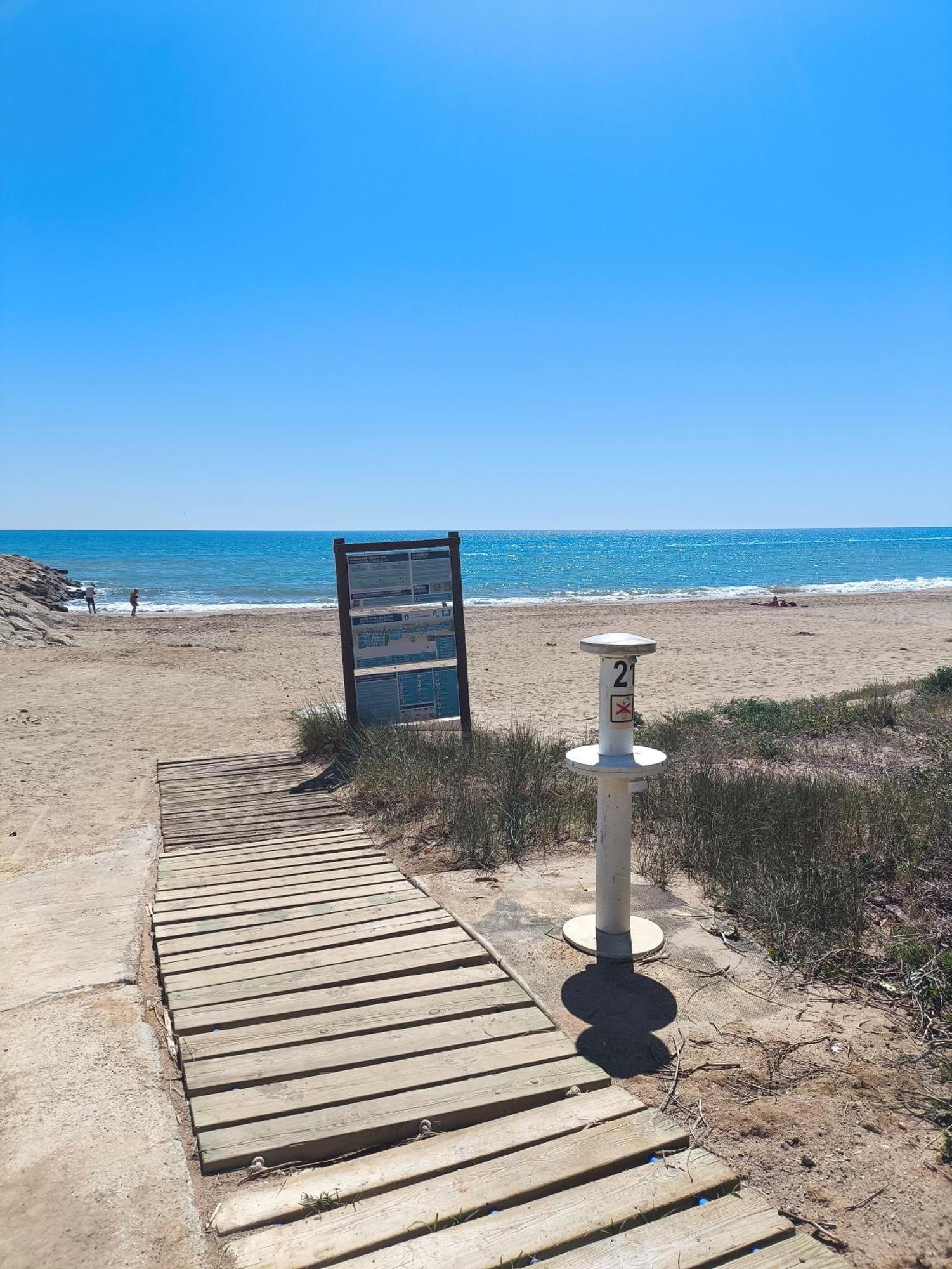 Apartamento En La Playa Tavernes de la Valldigna Exterior foto
